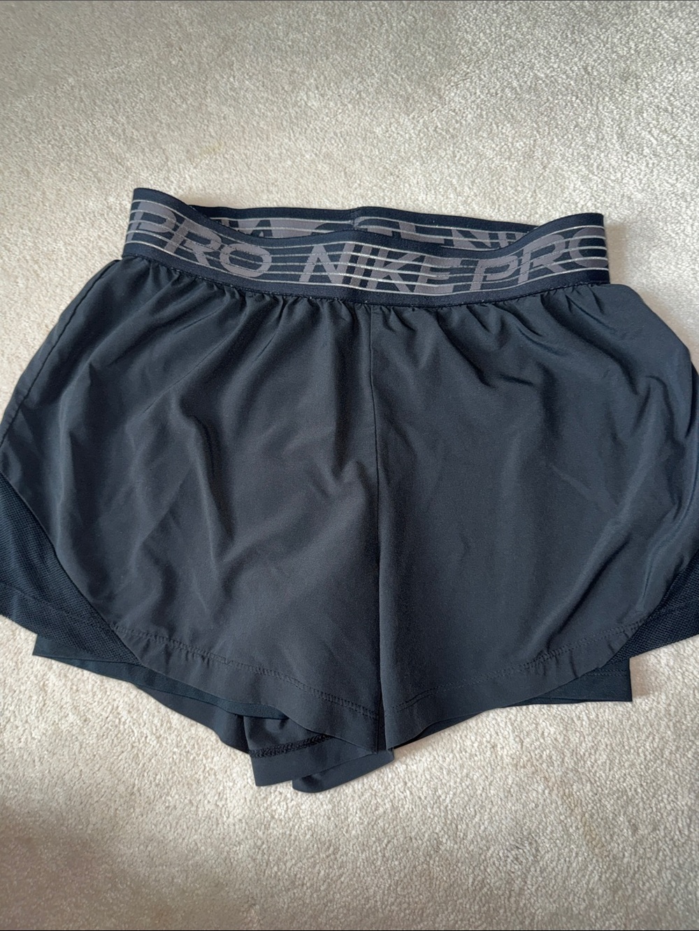 Women’s Nike pro shorts